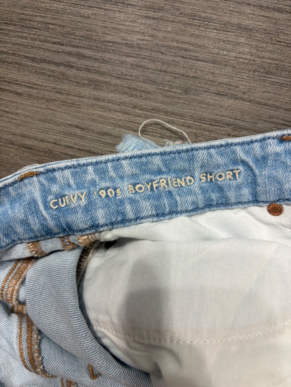 American Eagle curvy jean shorts - Picture 4 of 5